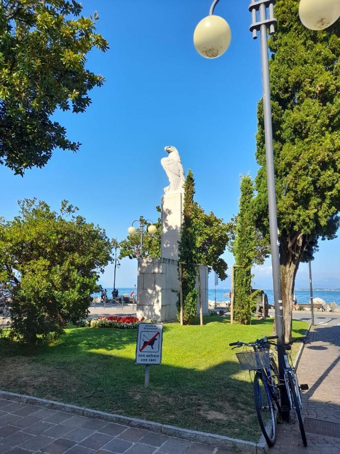 Splendid Lake 2 Desenzano del Garda Esterno foto